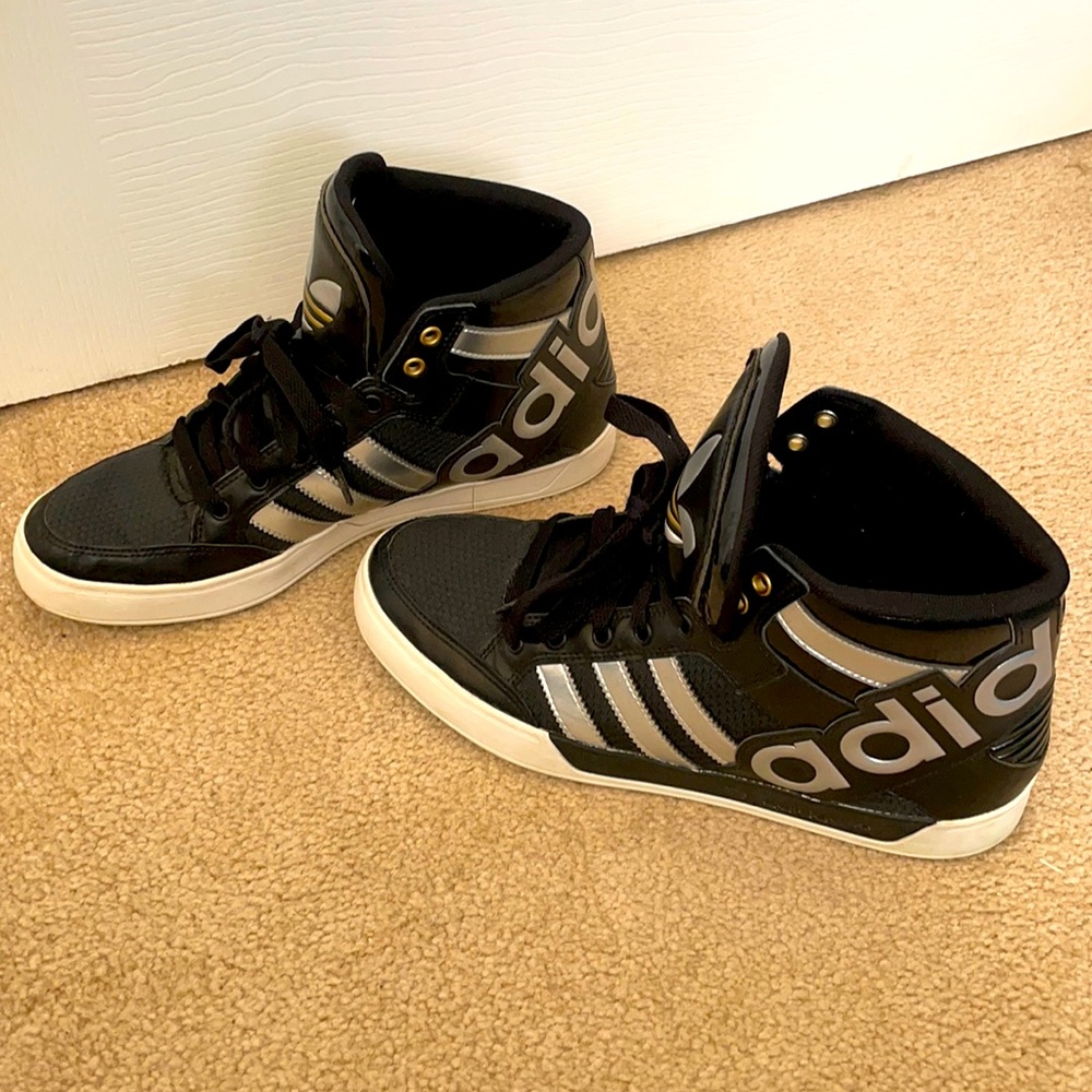 Adidas Hard Court Hi Big Logo Sneakers